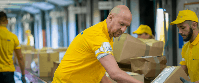 E-commerce fulfillment workers